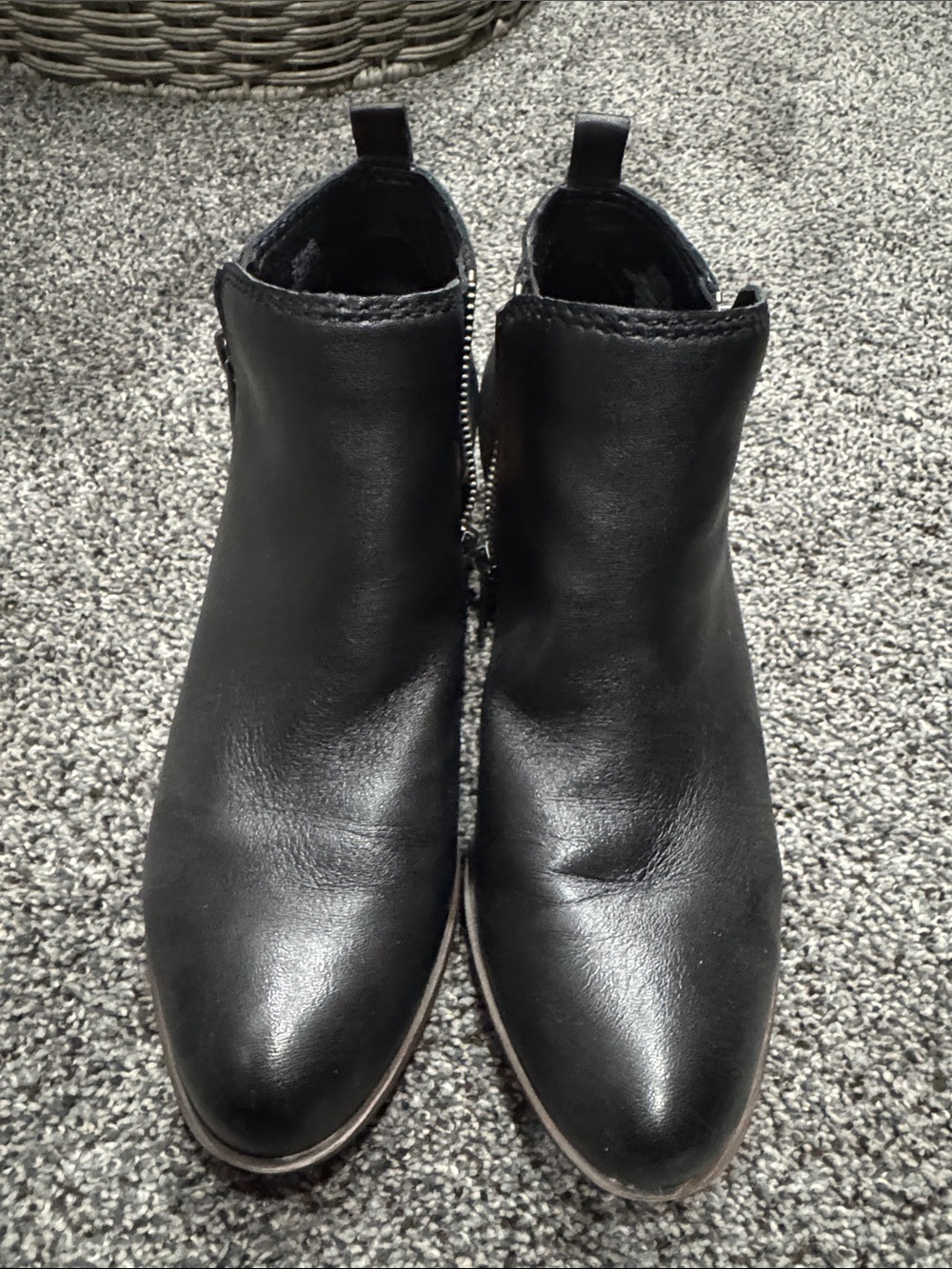 Lucky Brand Women’s Black Leather Chukka Boot